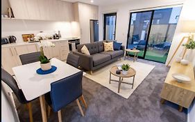 Modern Luxury Apartment -Cbd